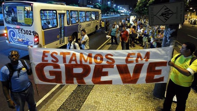 Desconto por Faltas em Greve